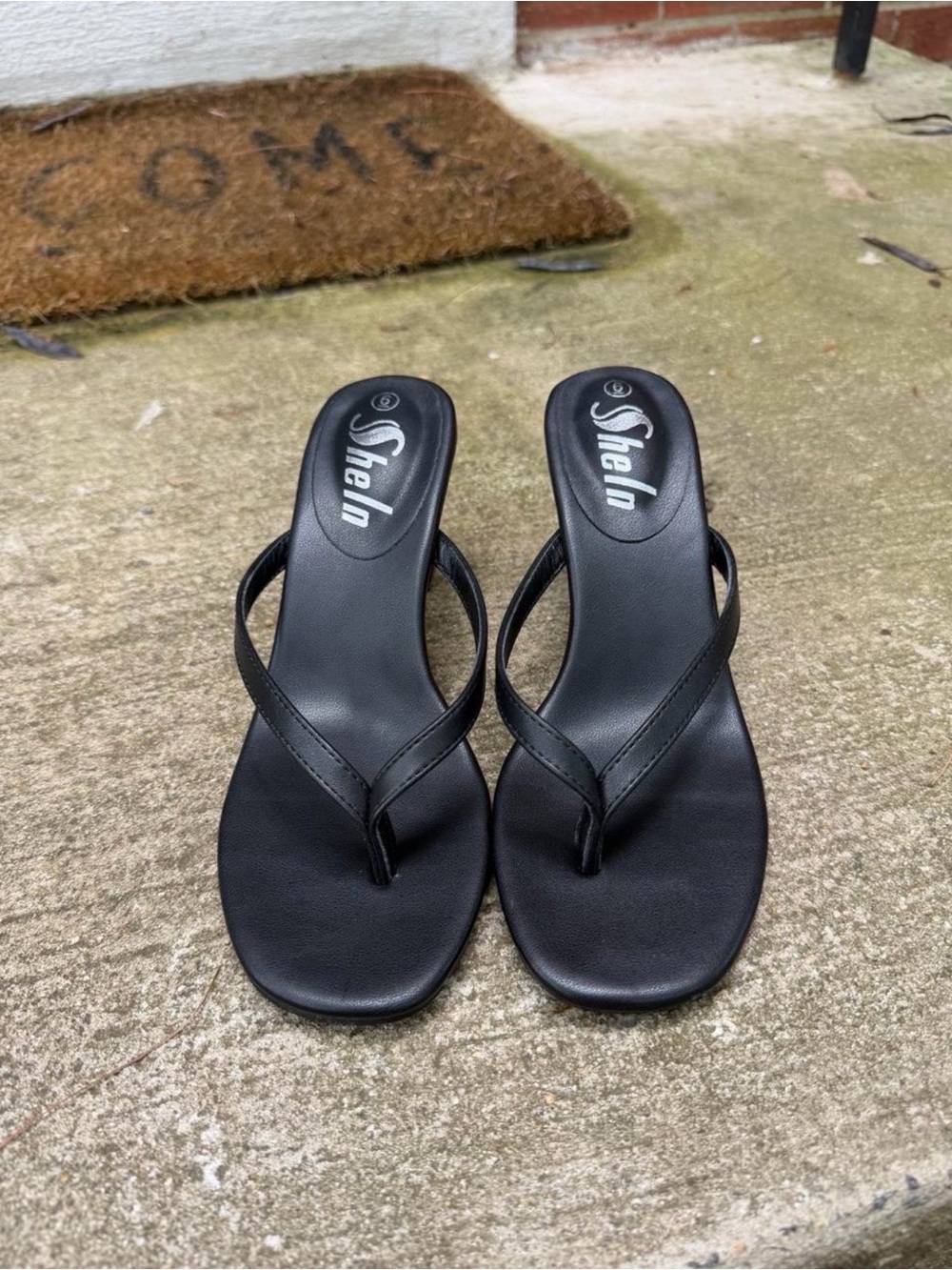 SHEIN Black Square-Toe Thong Slide Sandals for Women